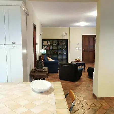 Casa In Campagna Apartment *